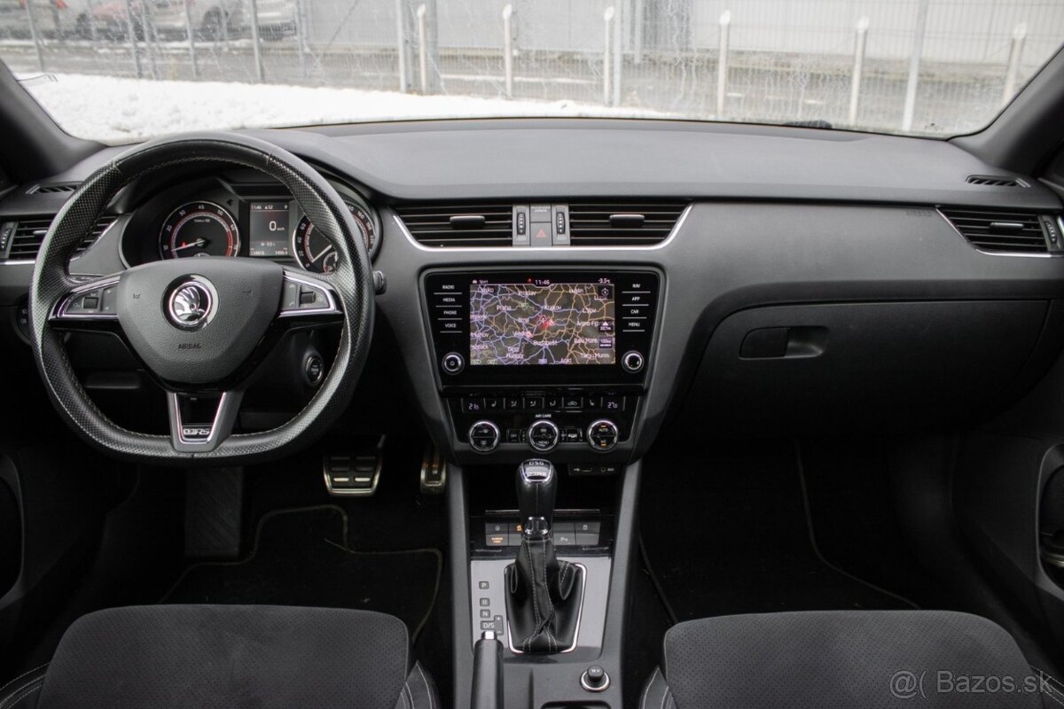Škoda Octavia 2.0 TSI 245k RS - 11