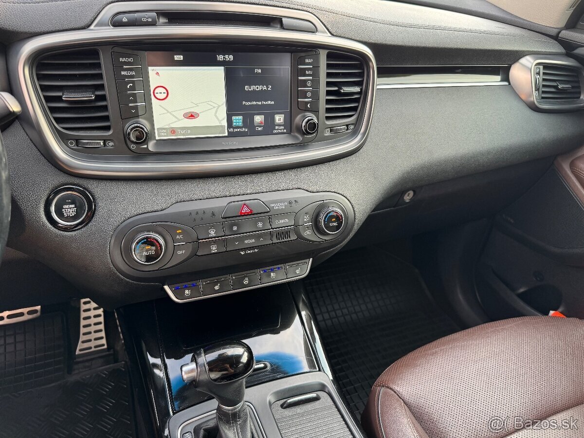 Kia Sorento 2.2 CRDi VGT 4WD 147kw Platinum A/T 7m - 11