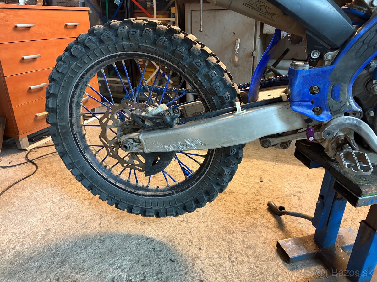 Yamaha YZ450F 2016 - 11