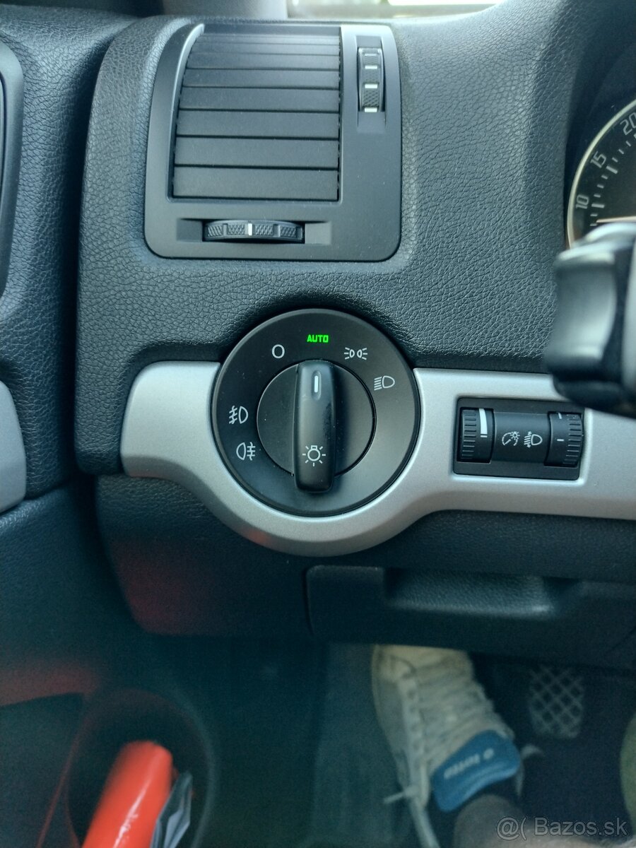 Octavia 2 kombi facelift 1.6TDI 2012 - 11