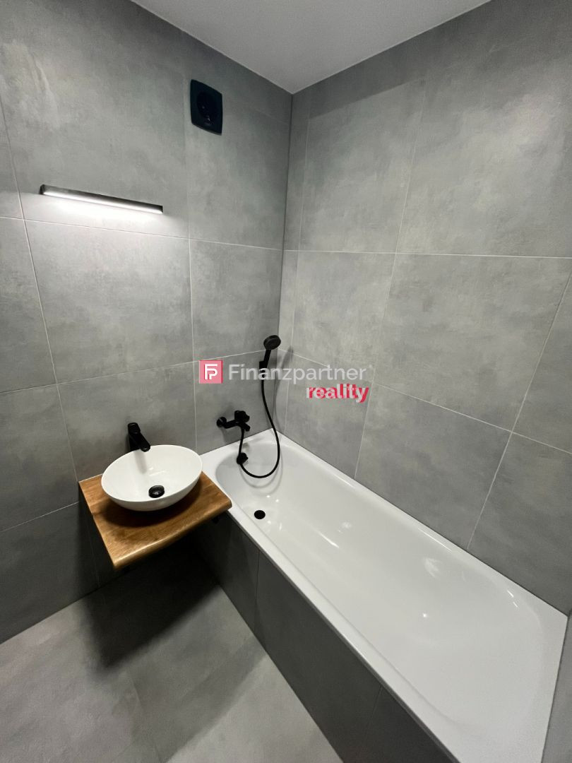 Znížená Cena (F141-113-REMa) 3-izbový byt mesto Dunajská St - 11