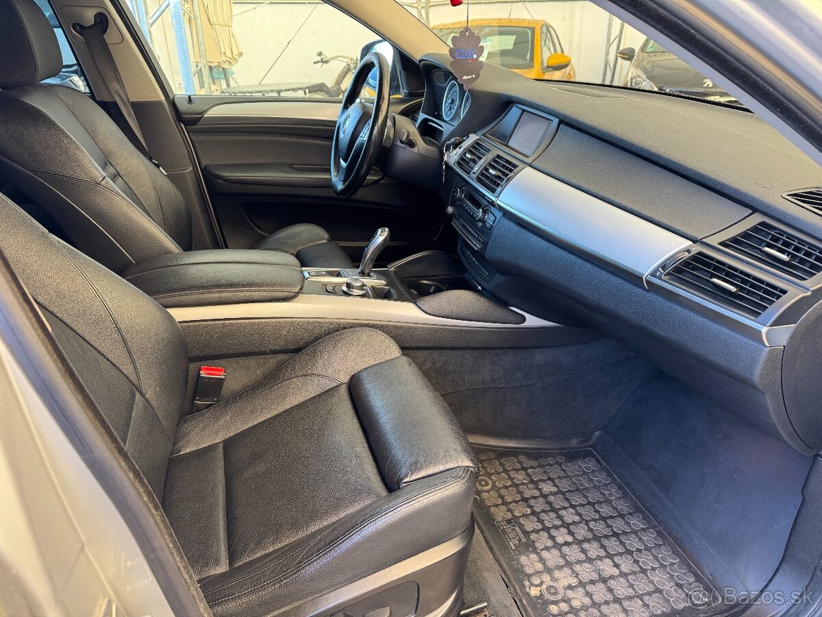 BMW X6 xDrive 30d - 11