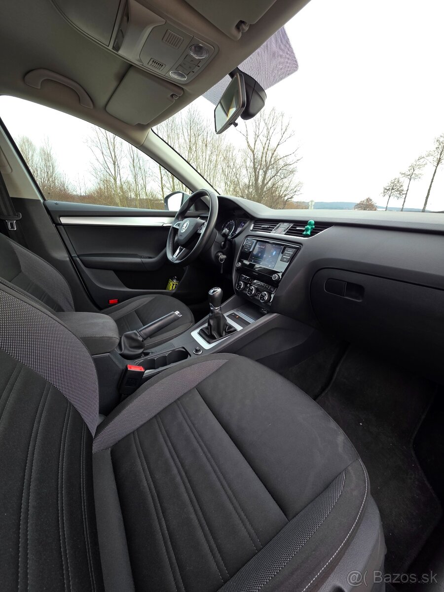 Škoda Octavia 1.6 TDI - 11