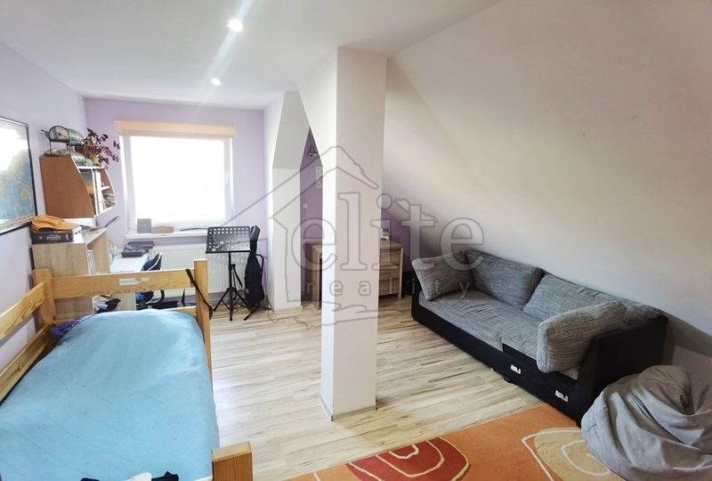 Predaj, Dom/Rodinný dom (RE01021298) - 11