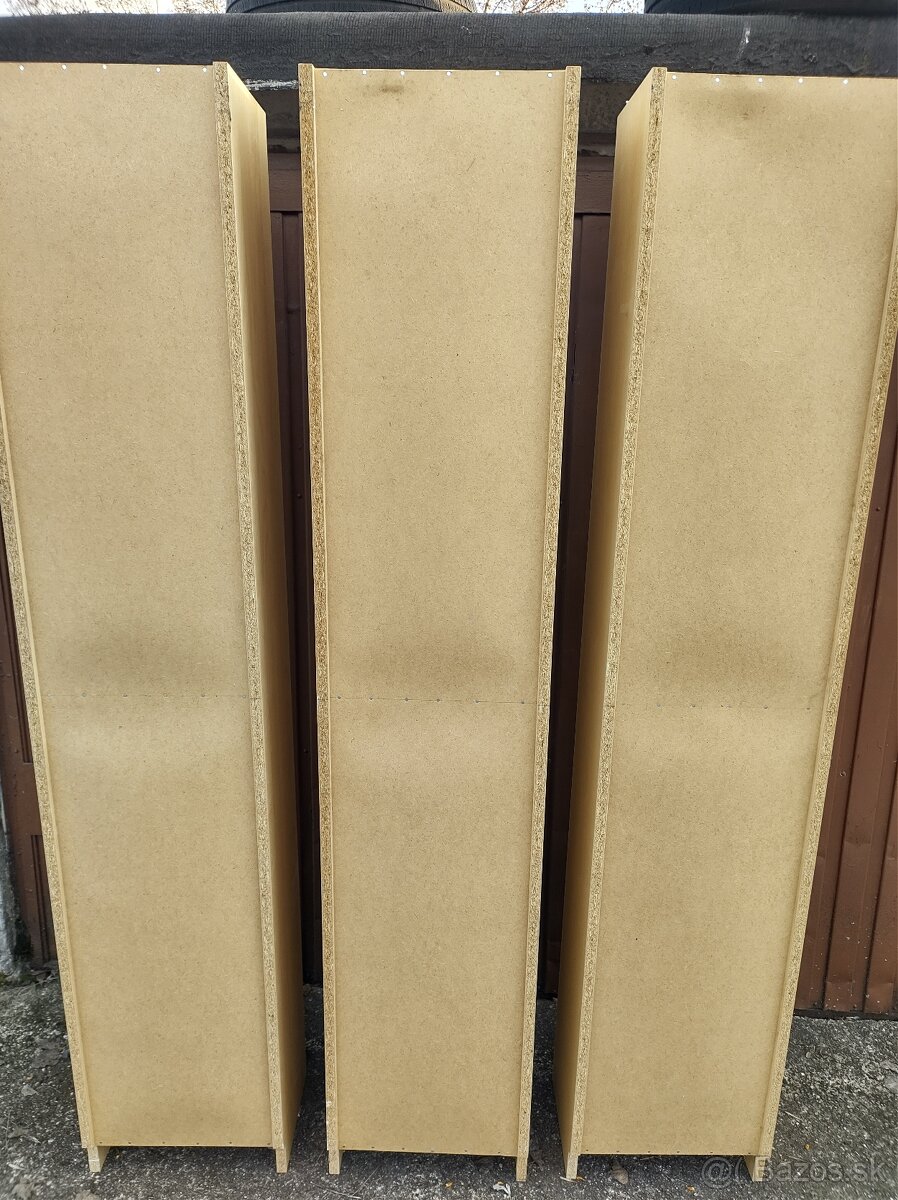 43 Knižnica Billy - 11