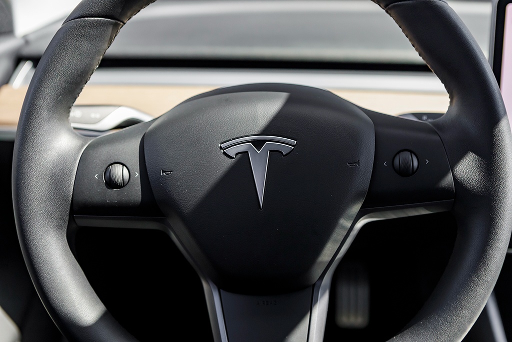 Tesla Model 3 Performance 82kWh AWD 377kW 06/2020 - 11