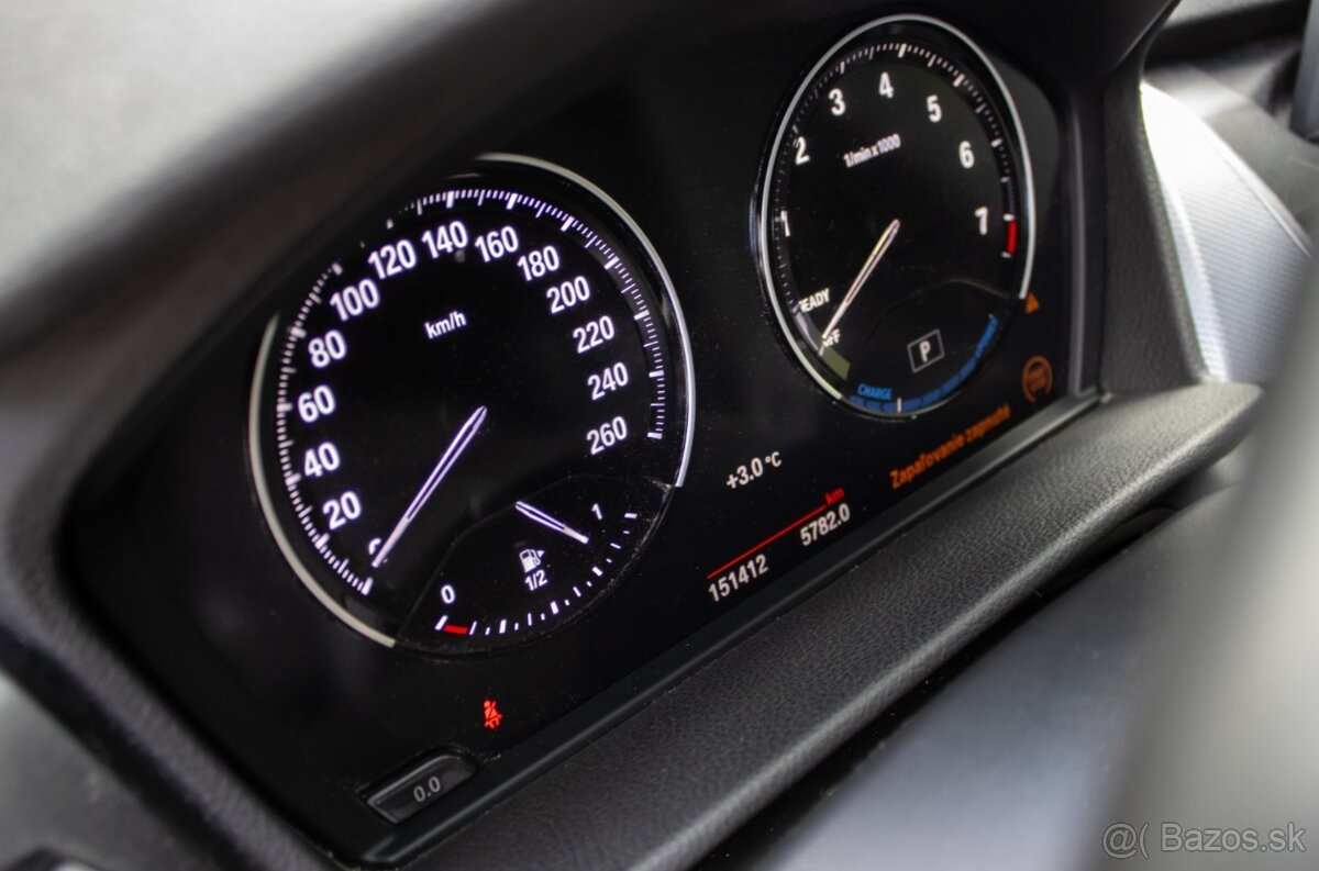 BMW Rad 2 Active Tourer 225xe iPerformance A/T odpočet DPH - 11