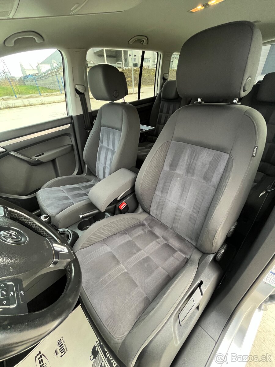 VW Touran 2.0TDI Higline 7miestny - 11