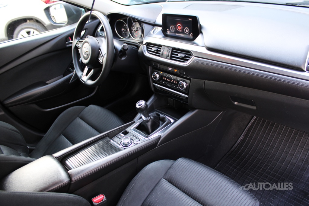 Mazda 6 Wagon 2,2 SKYACTIV-D 110 kW - 11