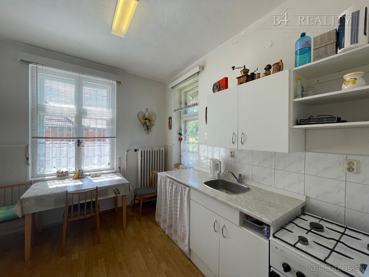 Rodinný dom so slnečným pozemkom 1856 m2, Svinná - 11