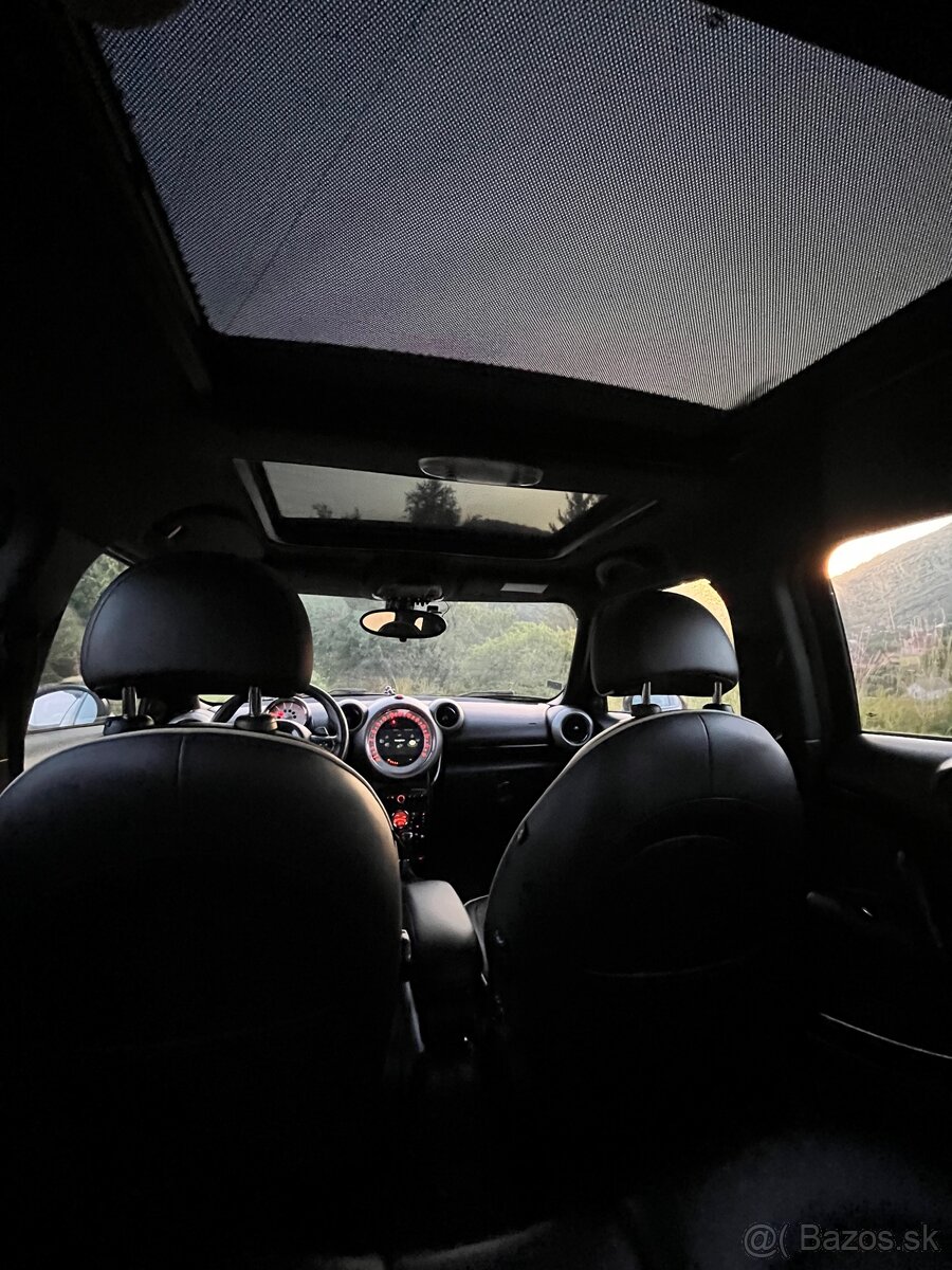 MINI Countryman SD All4 2.0d Automat - 11