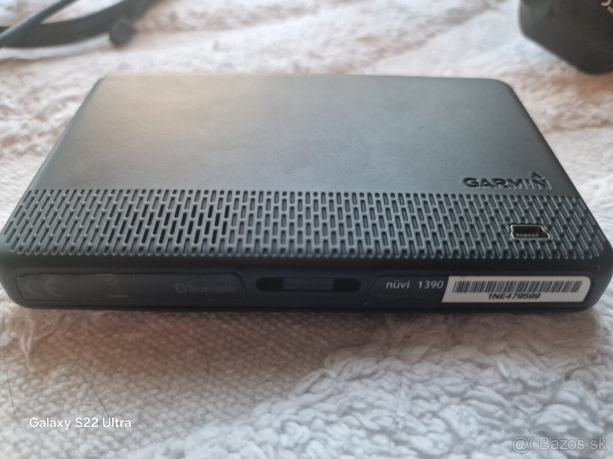 Garmin nuvi 1390T - 11