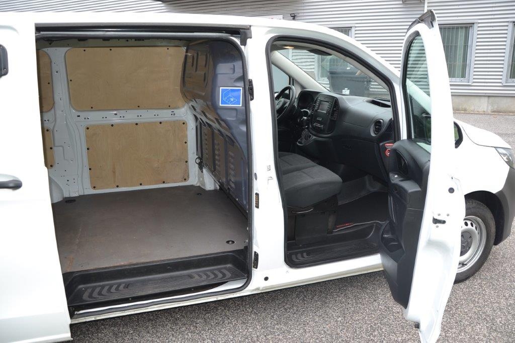 Mercedes-Benz Vito 114 CDi Van - 11