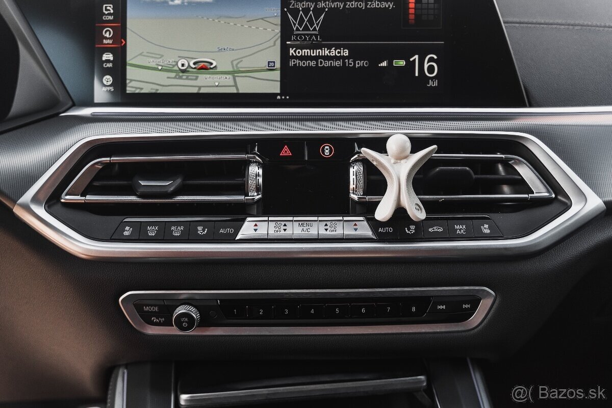 BMW X5 xDriveM50i A/T DPH - 11