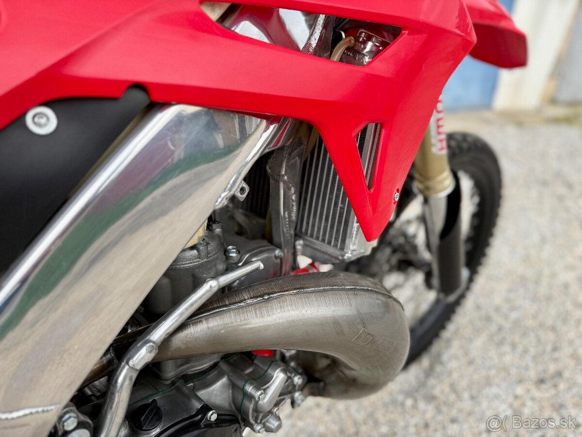 Honda CR250R - 11