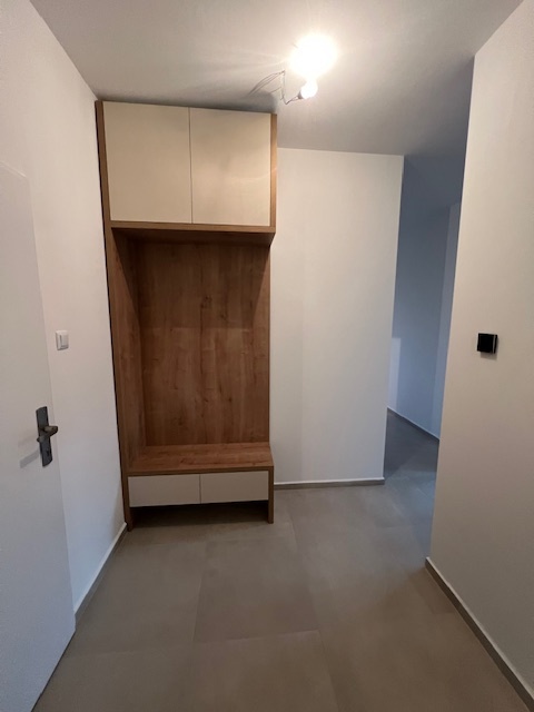 na prenájom 3 izb. byt, Geologická ul. - 11