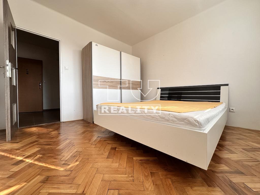 TUreality ponúka na predaj krásny slnečný a veľký 2i byt... - 11