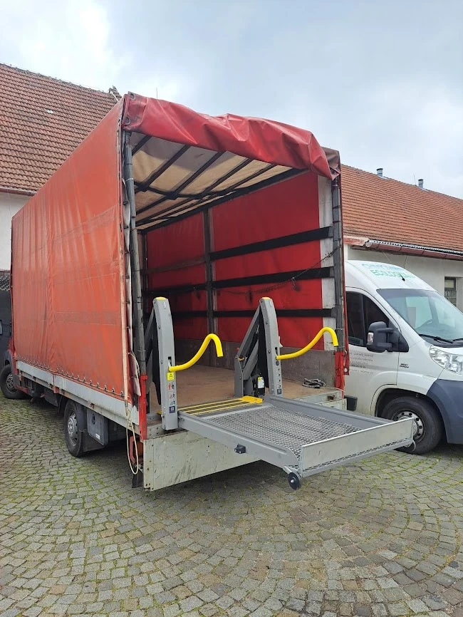 Prodám plošinu pro vozíčkáře Dhollandia DHPH2.03 - 11