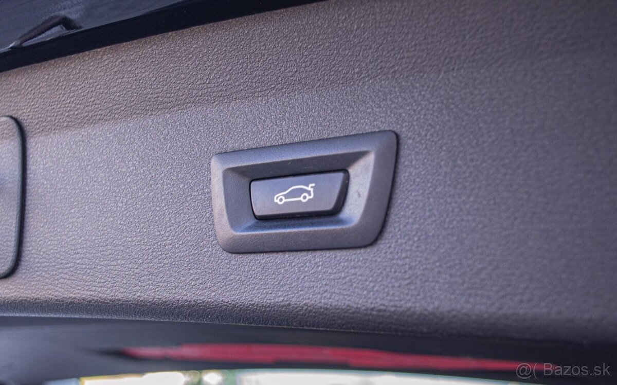 BMW X1 xDrive 25d 170kW automat - 11