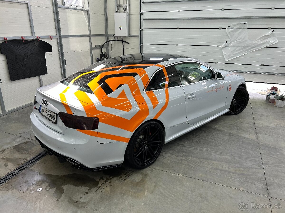 Audi RS5 V8 4.2 FSI quattro S-tronic - 11