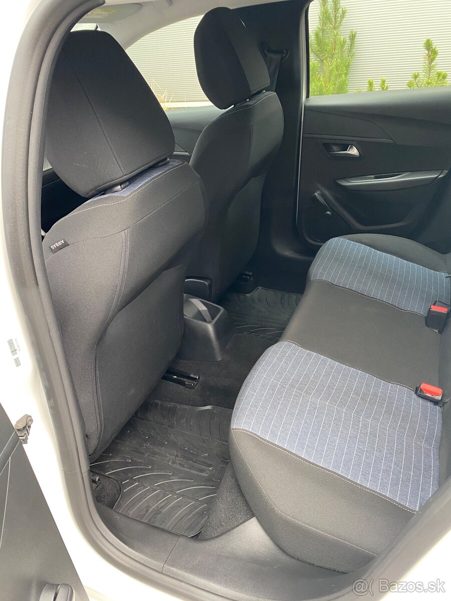 2020 Peugeot 208 1.2 PureTech Active odpočet DPH - 11