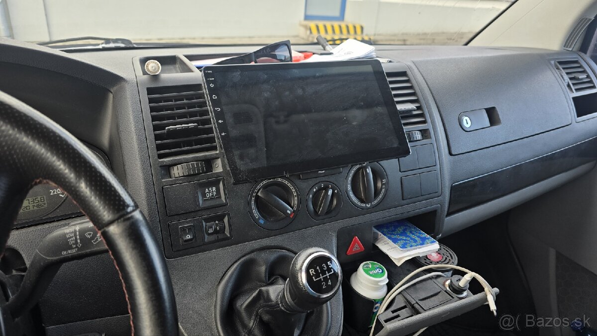 Predam vw transporter T5 1.9 tdi - 11