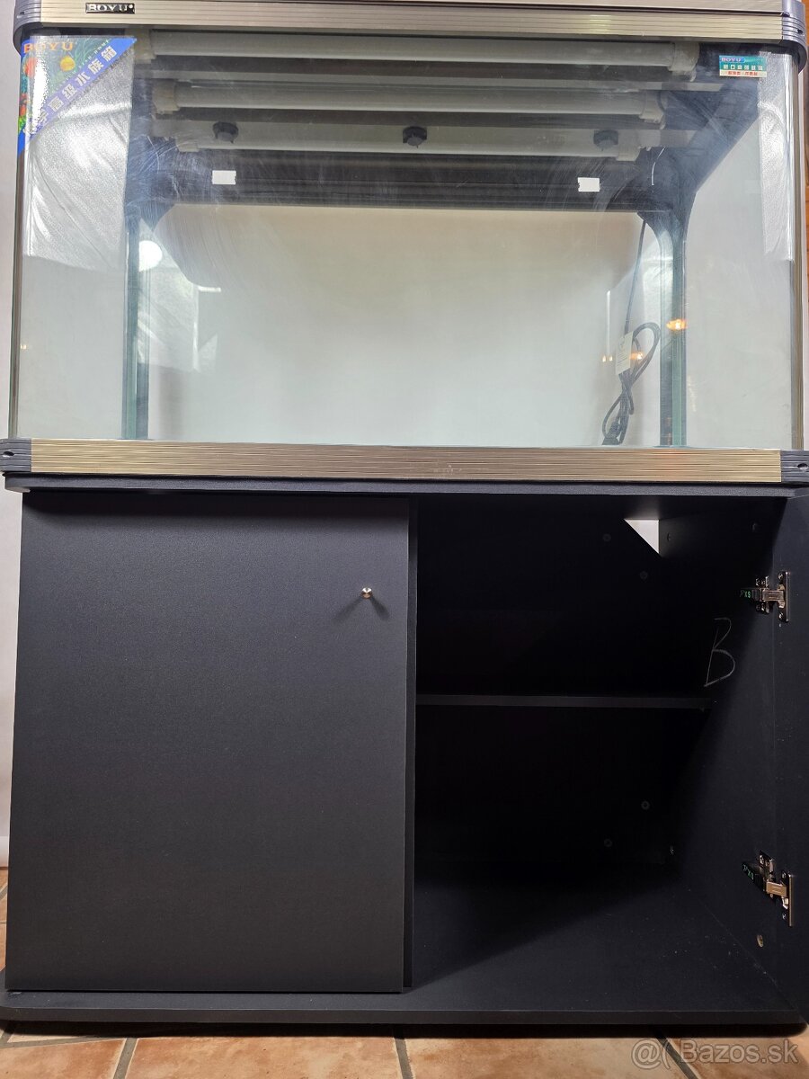 Predám nádherné akvárium - 11