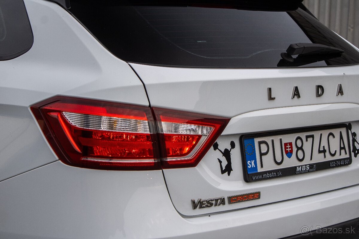 Lada Vesta SW Cross 1.6 MPI, 75kW, M5 - 11