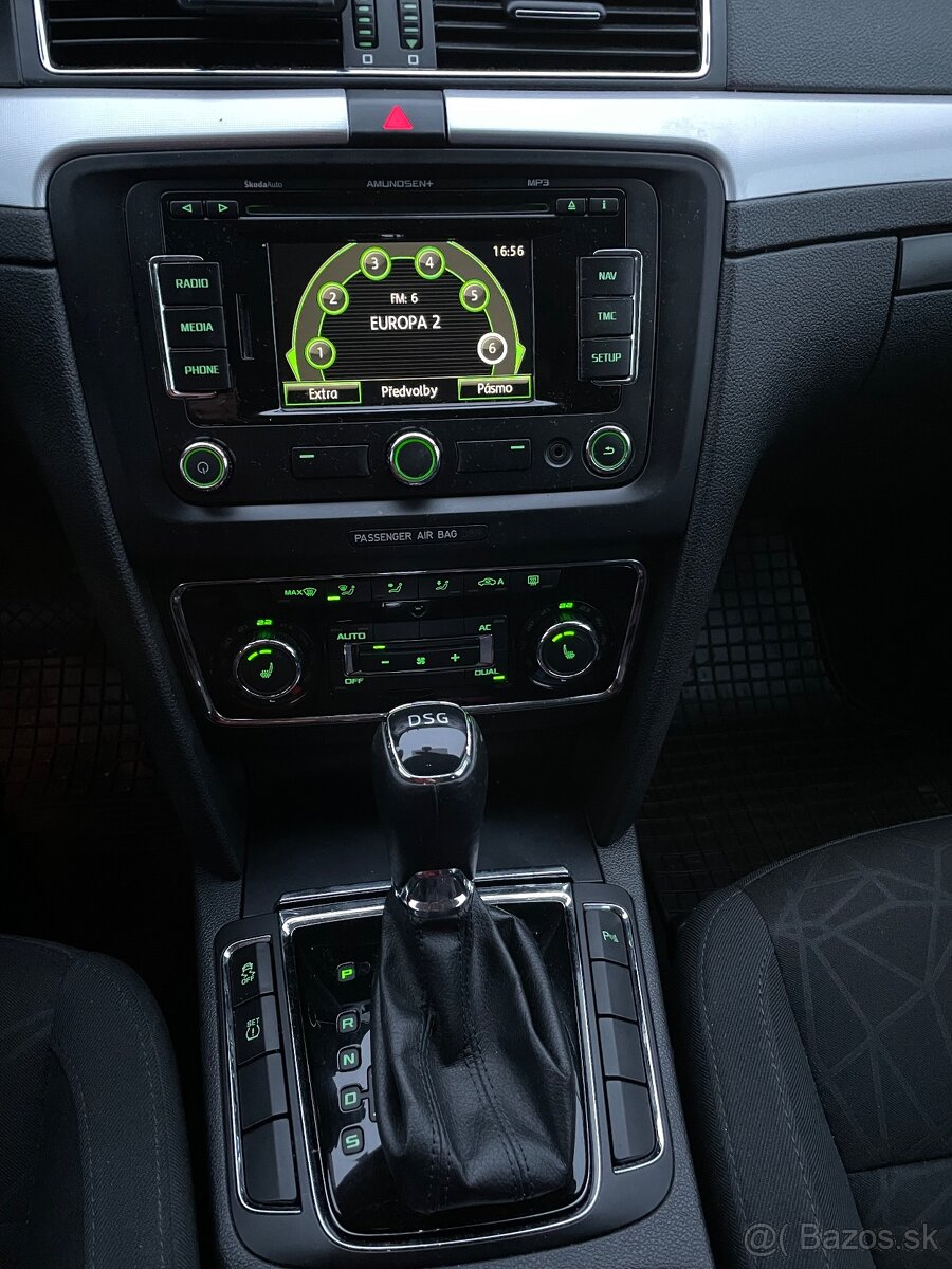 ŠKODA SUPERB II COMBI 2.0 DSG - 11