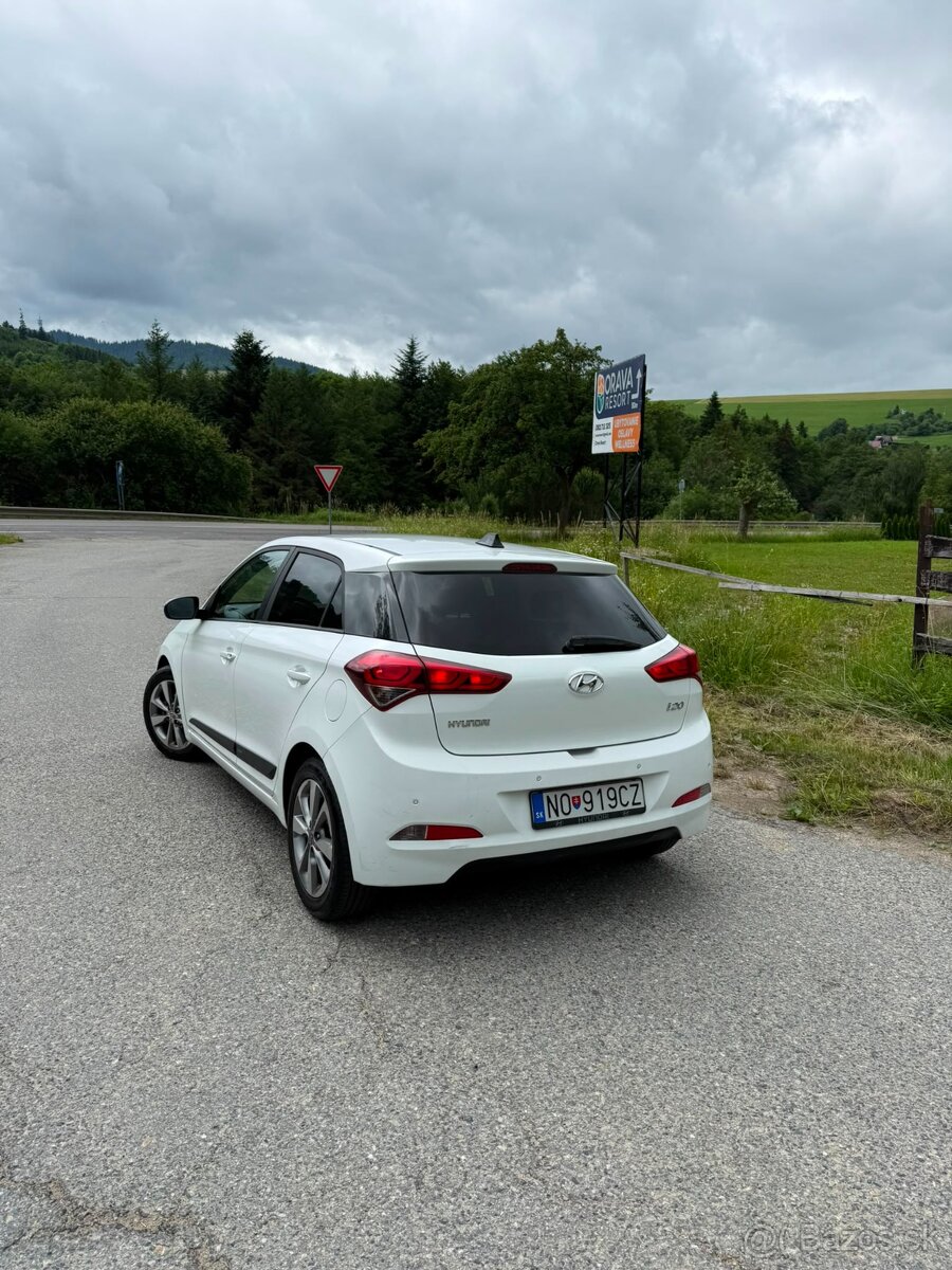Hyundai i20 active - 11