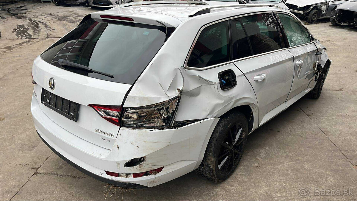 Škoda Superb combi 2,0TDi 140kw - 11