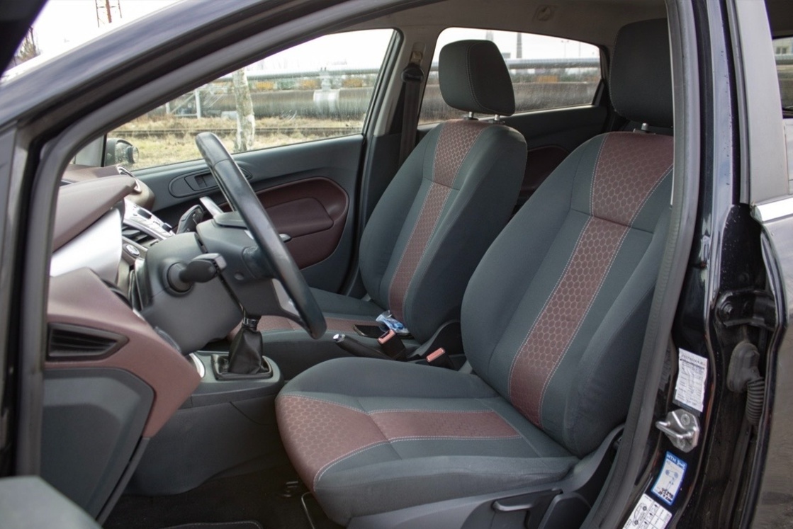 Ford Fiesta 1.6 TDCi 70 kW - 11