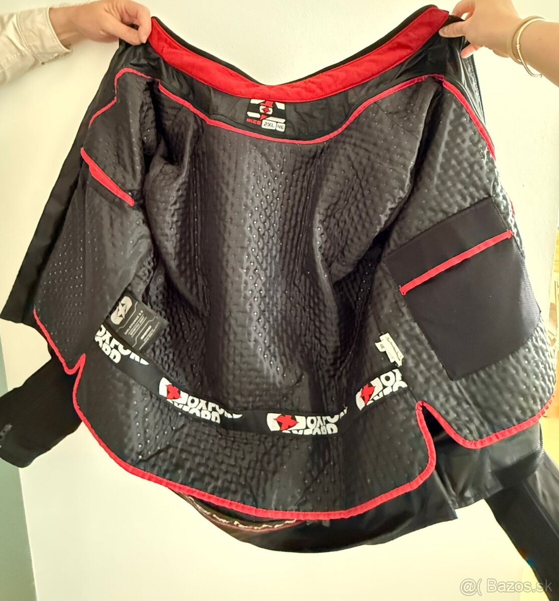 Helma Vemar Breeze, Bunda OXFORD Melbourne 3 - 11