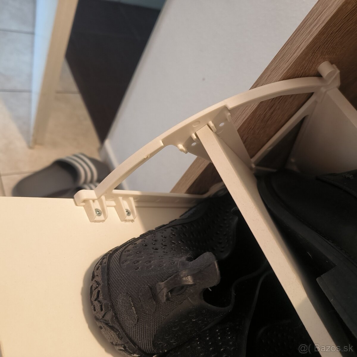 Botník/skrinka na topánky dekor dub - 11