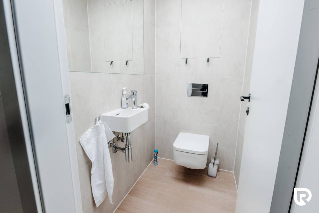 RentHub | E2Tower | 20.poschodie | 2i byt | panoramatický vý - 11