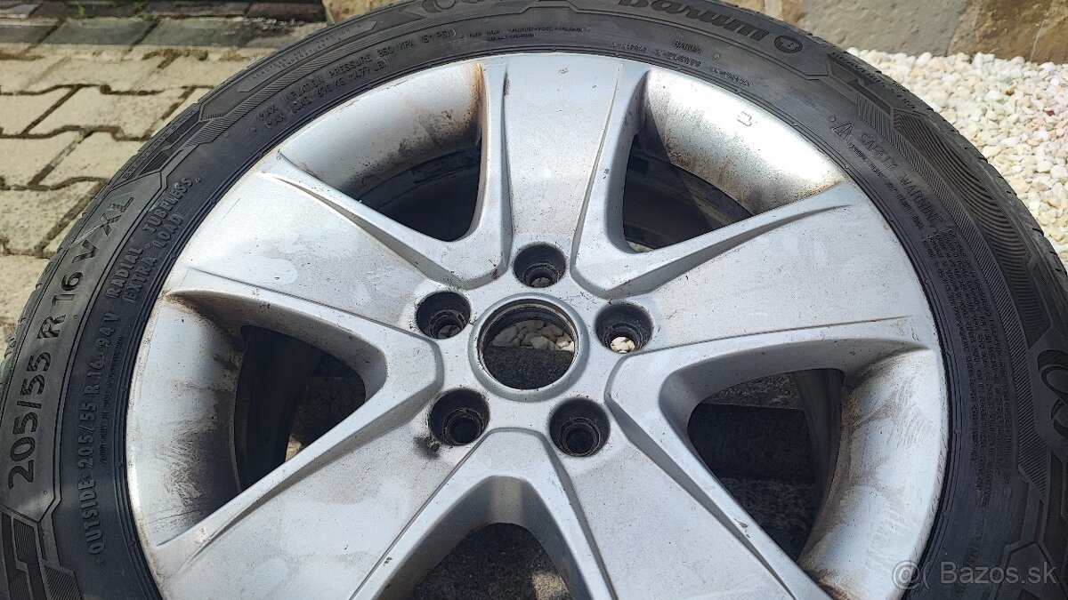 4ks použité letné gumy z octavie 2 + disky - 11