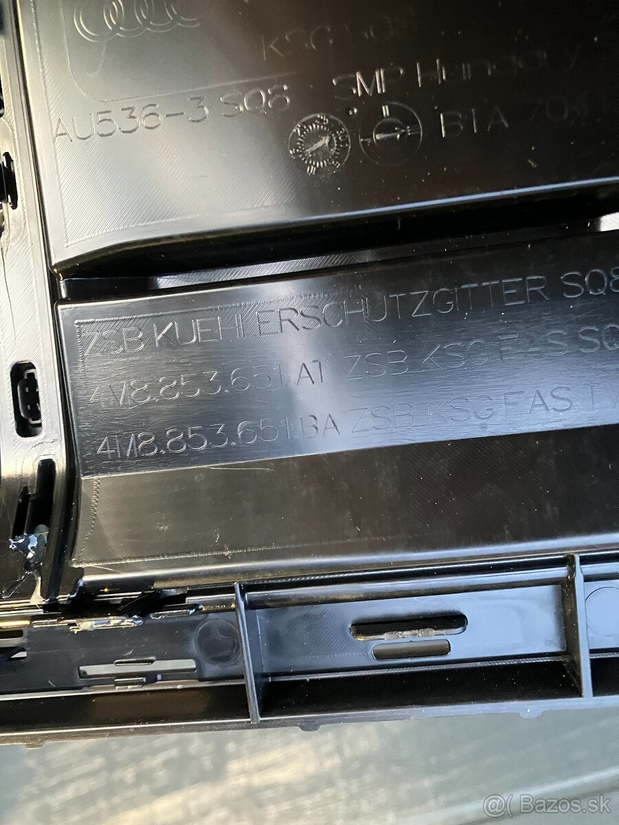 maska mrizka grill audi q8 19- cerna sq8 - 11