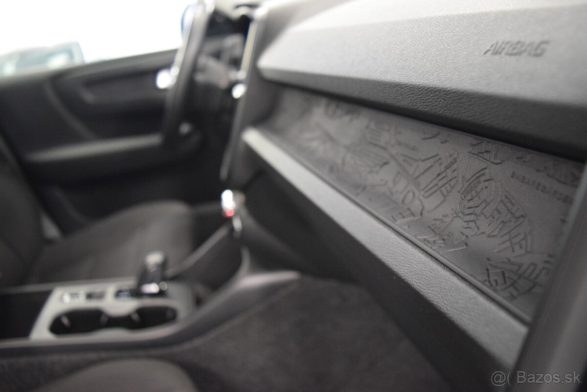 Volvo XC40 T2 MOMENTUM AUTOMAT-DPH 2022 - 11