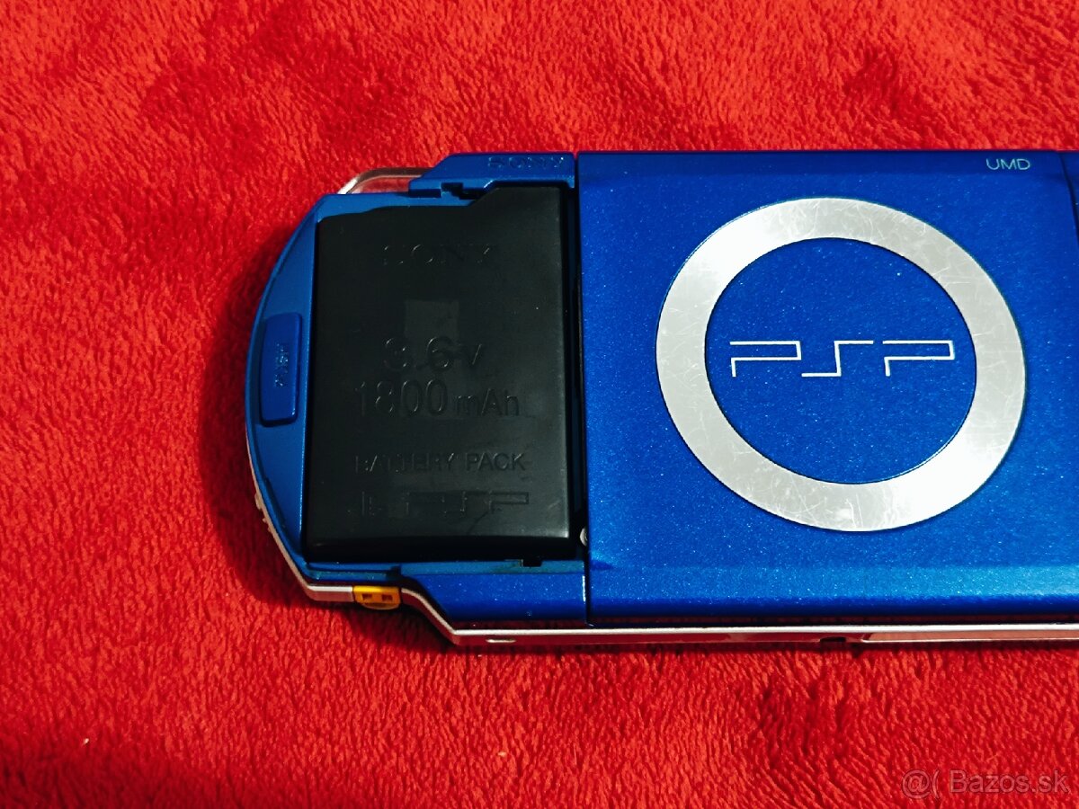 PSP 1000 Metallic Blue a Motorstorm Artic Edge - 11