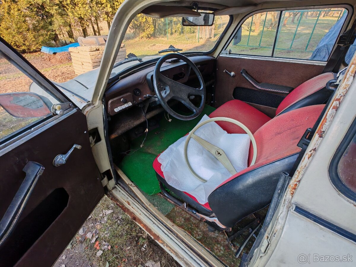 Trabant P50 kombi - 11