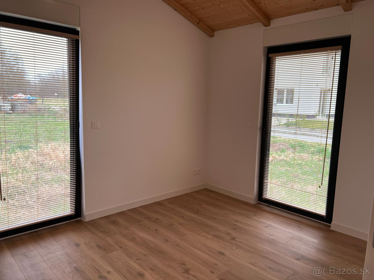 Na predaj dom v privátnej rekreačnej zóne pri jazere Vojka - 11