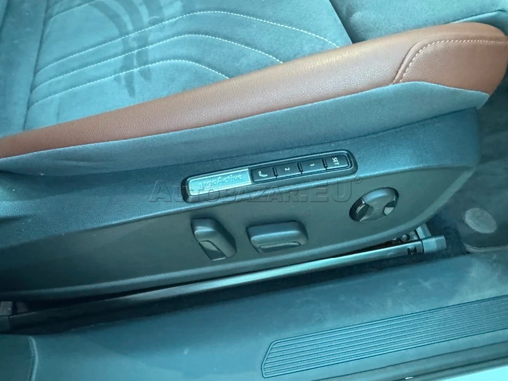 Volkswagen ID.4 Performance Upgrade 77kWh 1st Max 2021 - 11