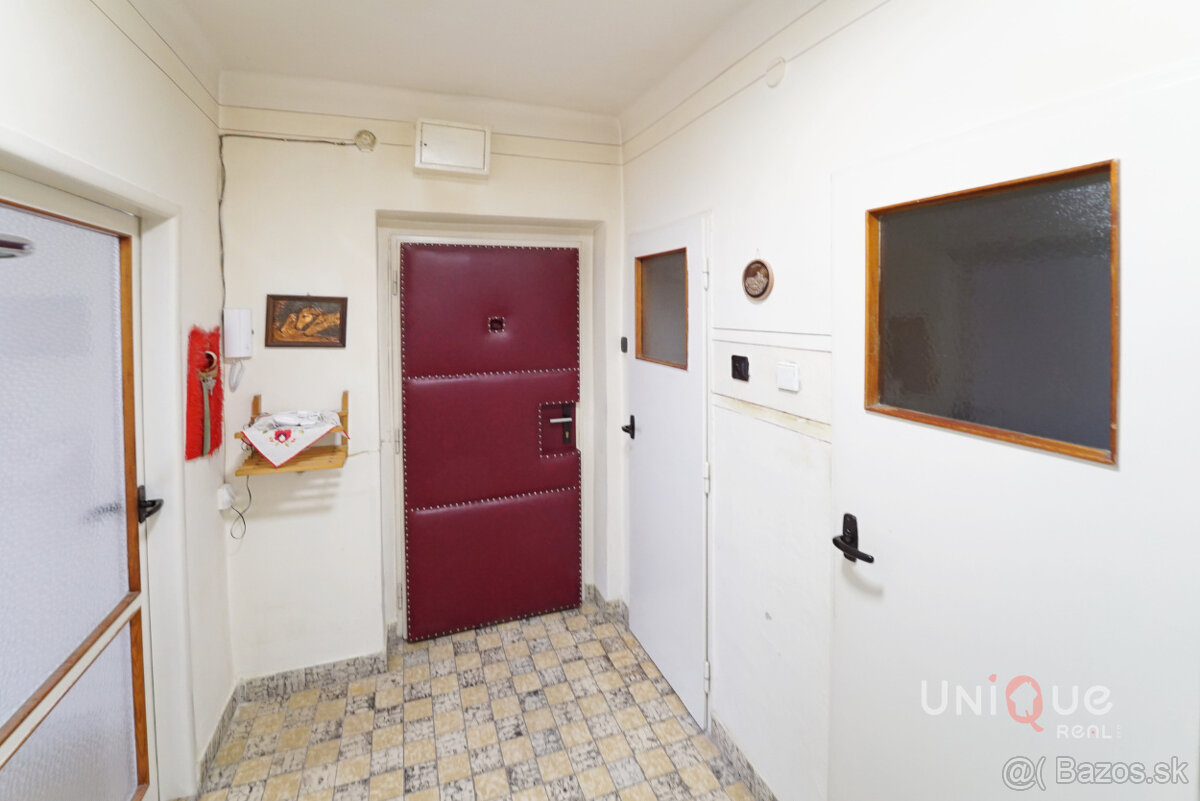EXKLUZÍVNE NA PREDAJ 3 IZBOVÝ TEHLOVÝ BYT V KOMÁRNE-CENTRUM - 11