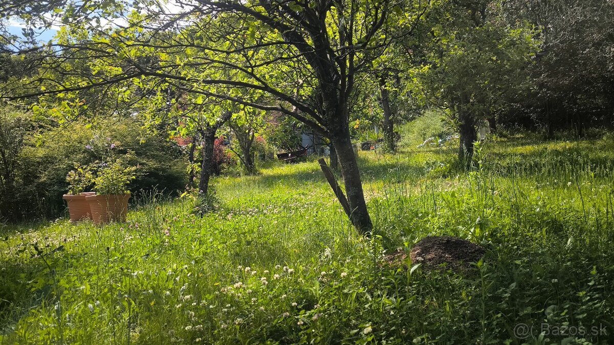 Modra – Harmónia - dva pozemky, každý cca 960 m² - 11