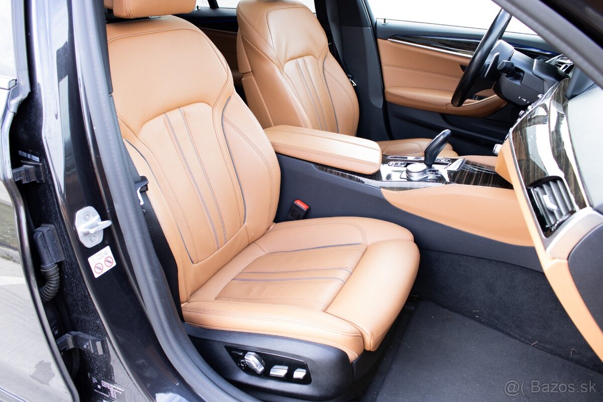 BMW Rad 5 Touring 540i MHEV xDrive M Sport - 11