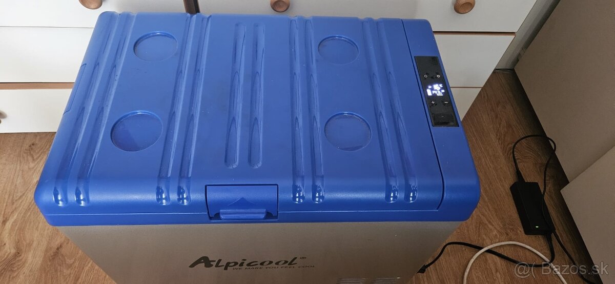 Predám legendárny obytný príves Niewiadow N126 - 11