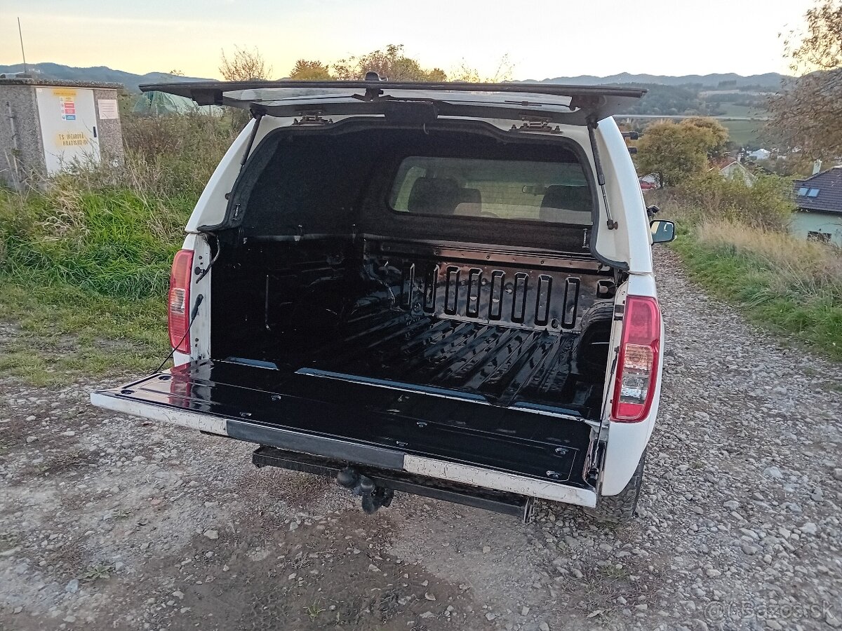 Nissan Navara 2,5 dci 4x4 nová STK a EK DPH - 11