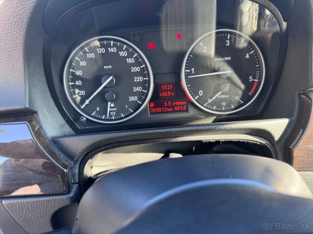 BMW 320d 3 Coupé 2011 - 11