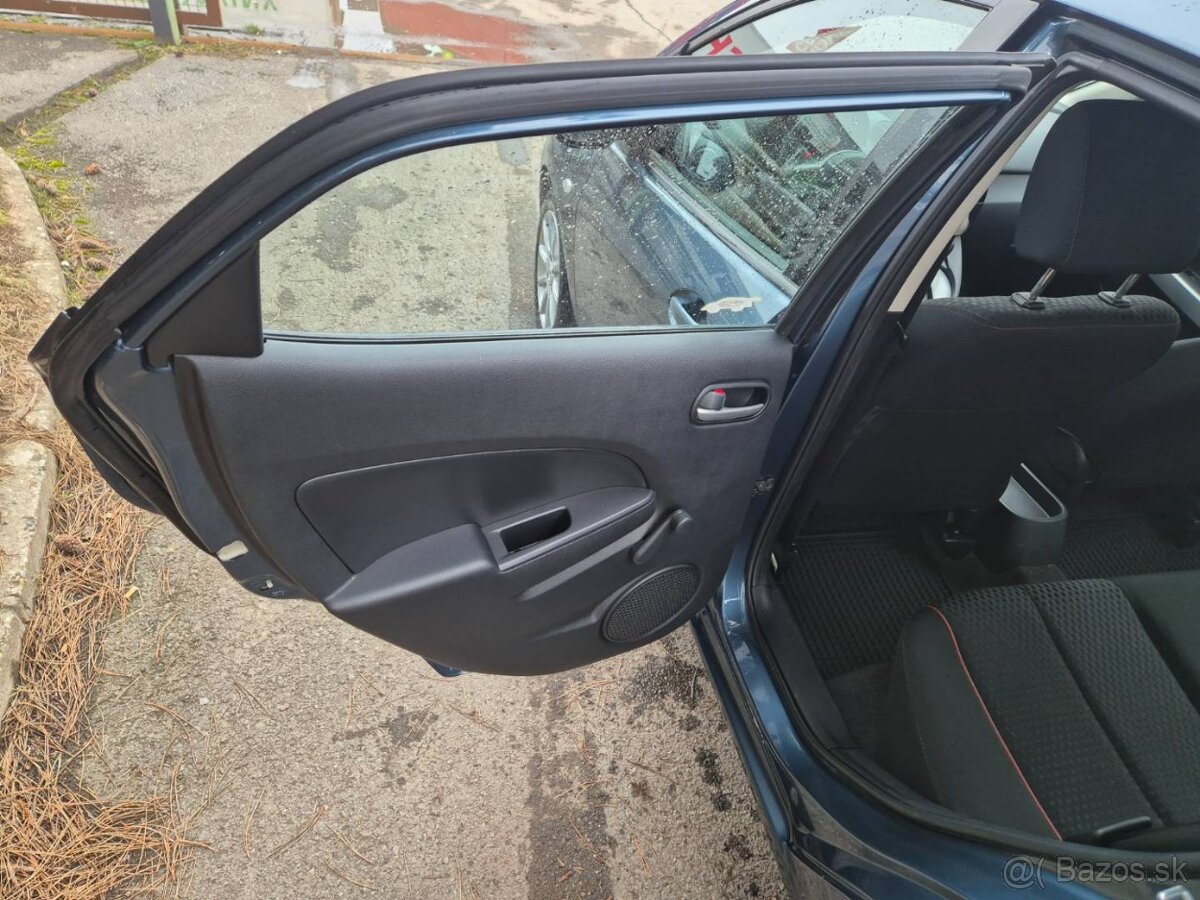 Mazda 2 1.5 MZR TE A/T - 11