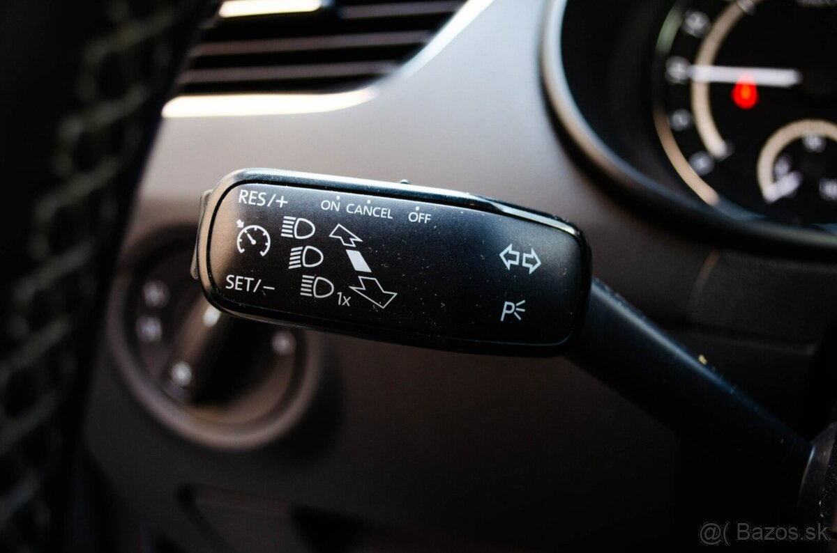 Škoda Octavia 3 Combi 2.0 TDI DPF RS DSG - 11